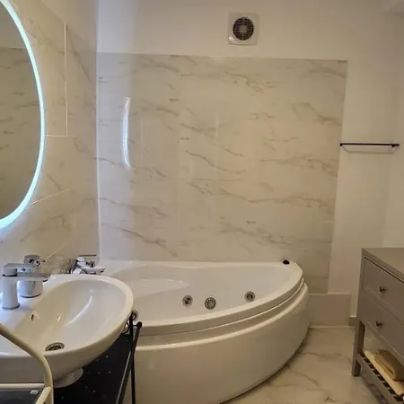 Apartamento Cotroceni Upstairs Bucarest