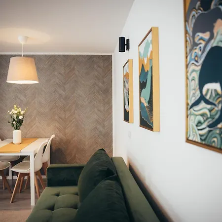 Cotroceni Upstairs *