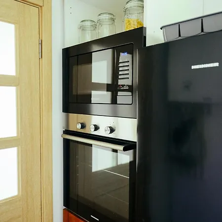 Cotroceni Upstairs Apartment *