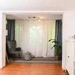 Apartman Cotroceni Upstairs Bukarest