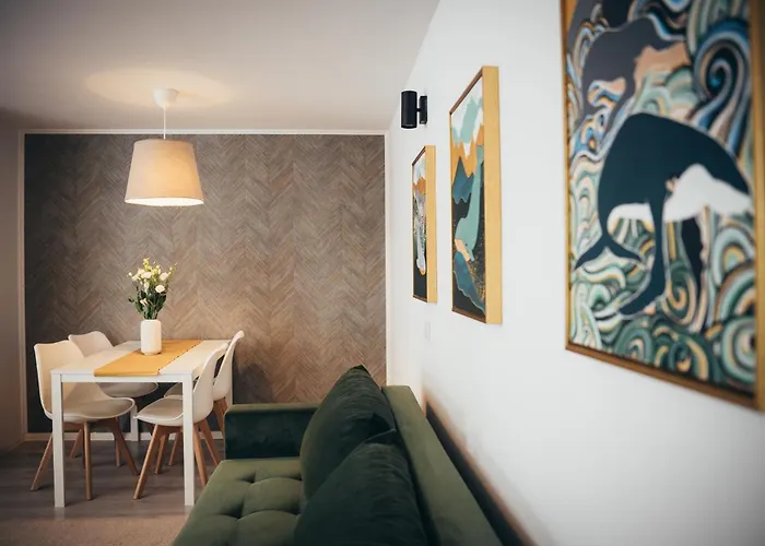 Cotroceni Upstairs *